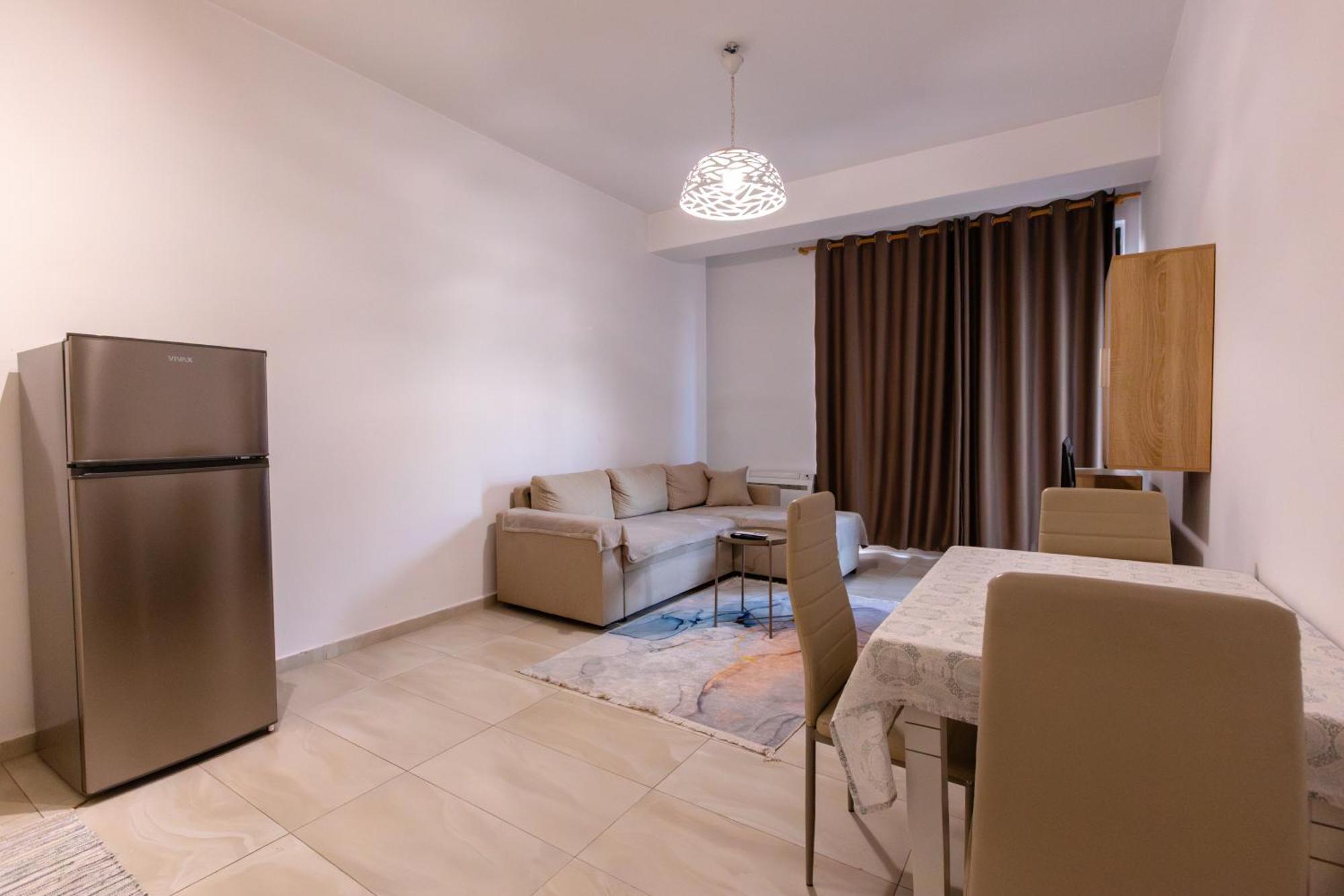 Happy Home Central 1 Тирана Экстерьер фото